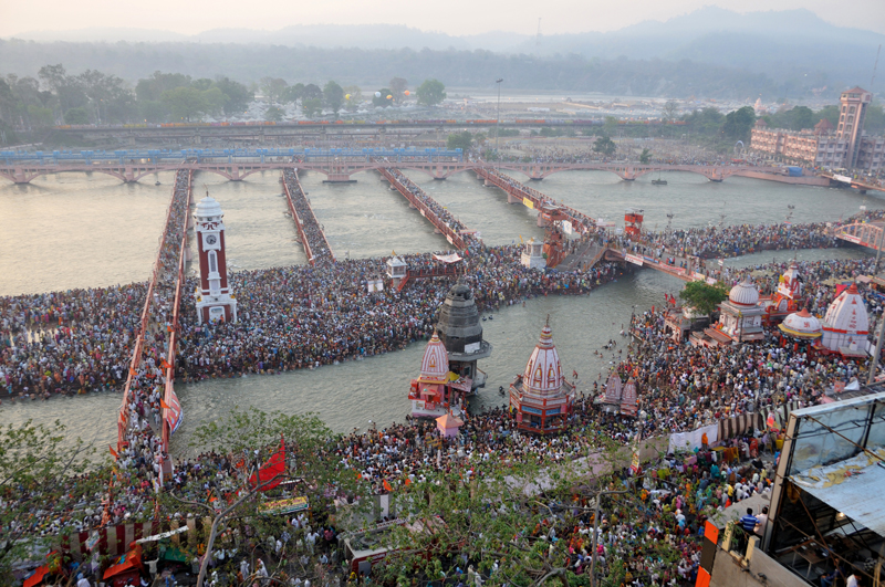 bird's eye view of Har ki Pauri Ghat at Haridwar during the Kumbh Mela